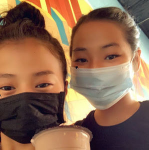 Meet your Posher, Caitlin